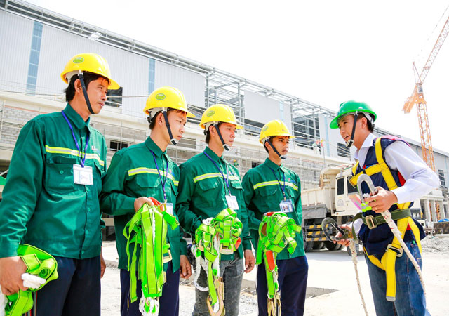Làm việc không gian hạn chế Làm việc không gian hạn chế